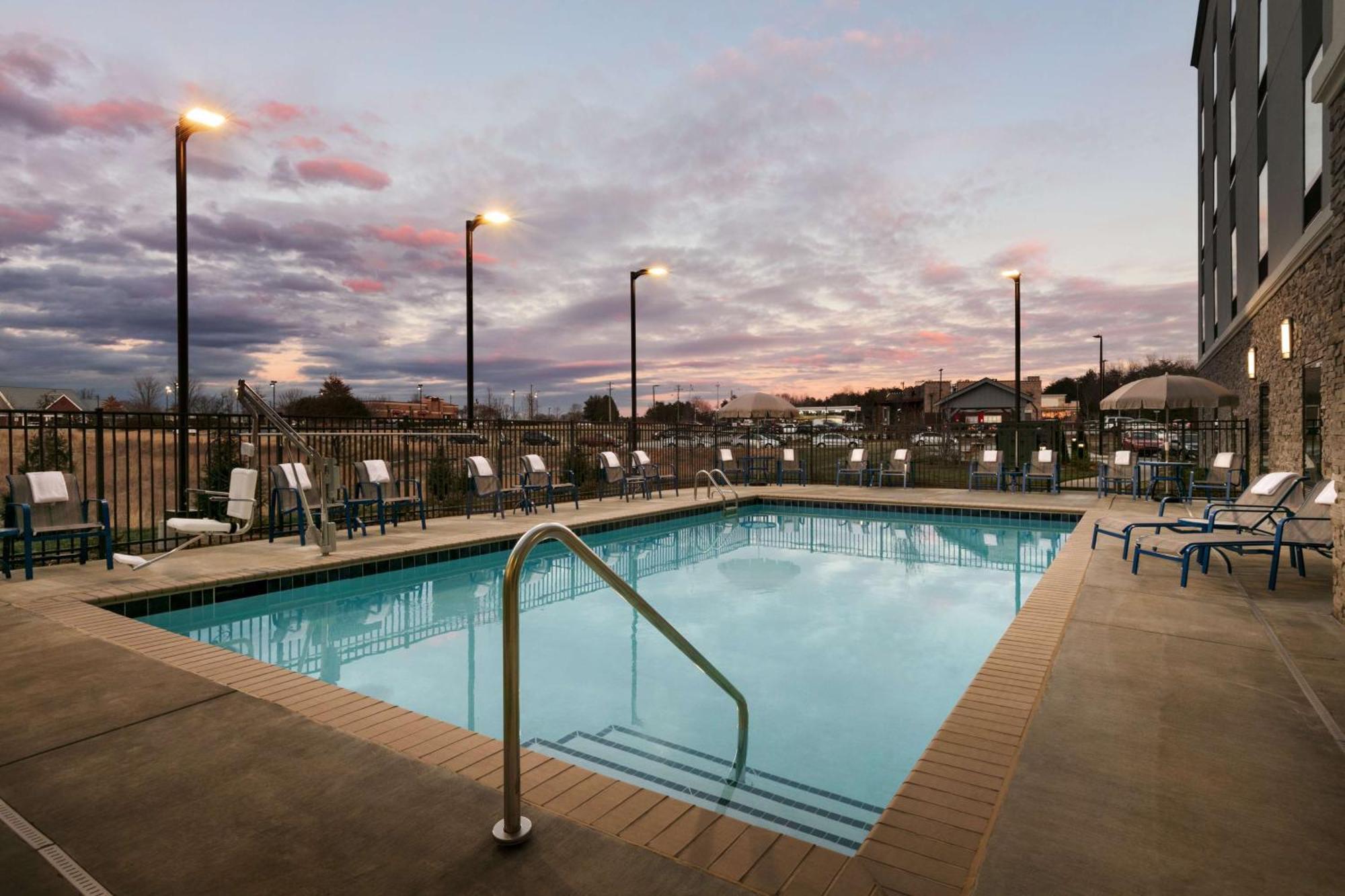 Hampton Inn Kernersville Extérieur photo